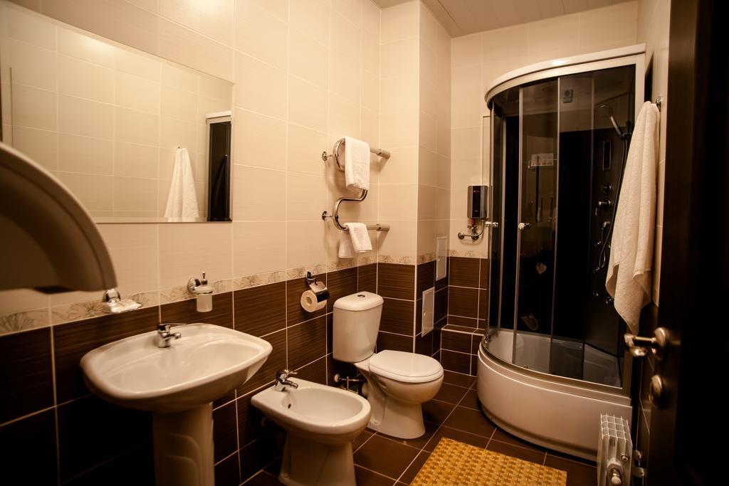Hotel Tsentralnaya Gomel Dış mekan fotoğraf
