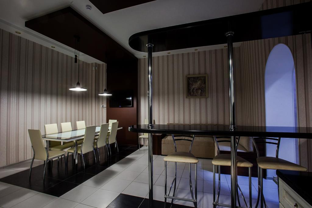 Hotel Tsentralnaya Gomel Dış mekan fotoğraf
